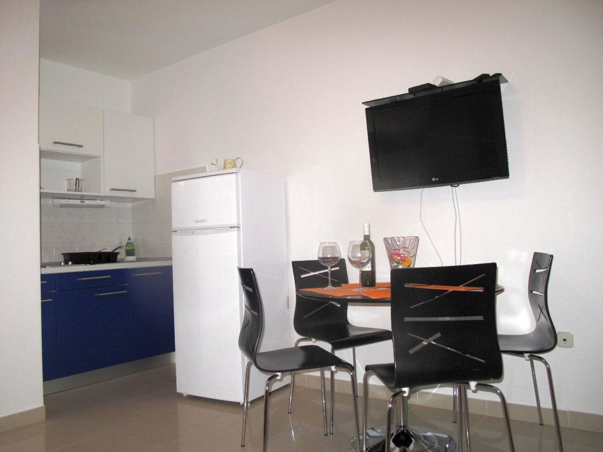 Apartments Mia Stari Grad  Rum bild